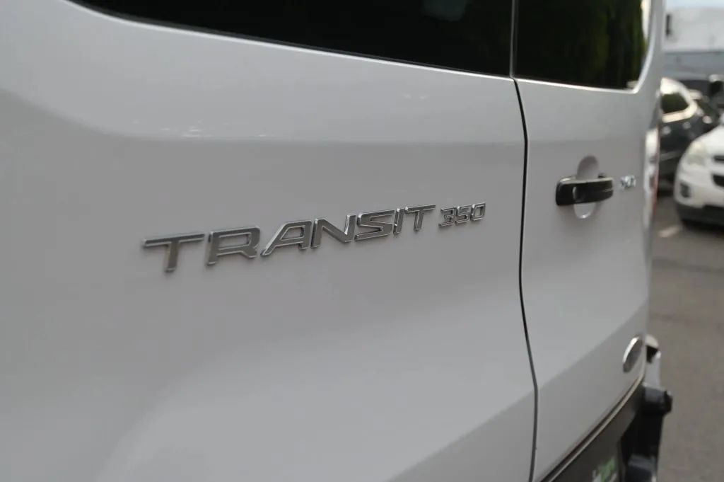 Used 2019 Ford Transit 350 XLT RWD image 15