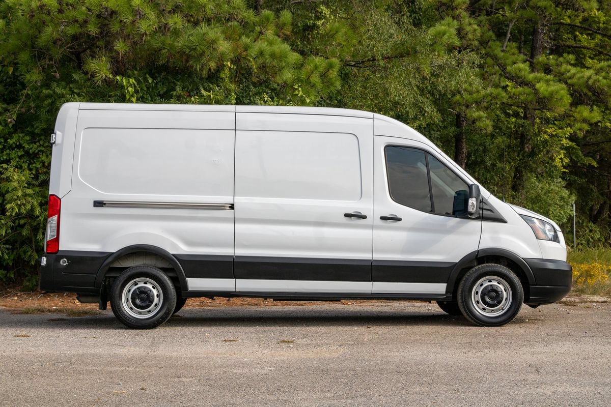 Used 2019 Ford Transit 350 148 Medium Roof RWD image 4