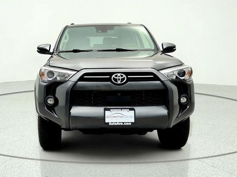 Used 2023 Toyota 4Runner SR5 Premium w/ Moonroof Package AWD/4WD image 2
