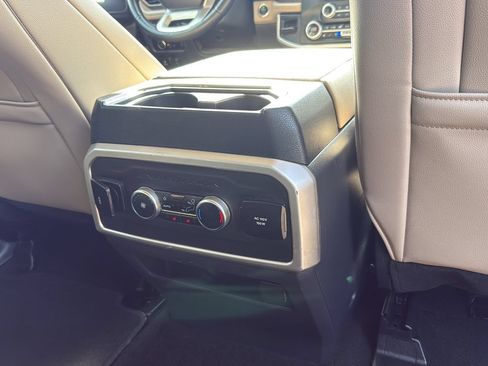 Used 2024 Ford Expedition Limited RWD image 27