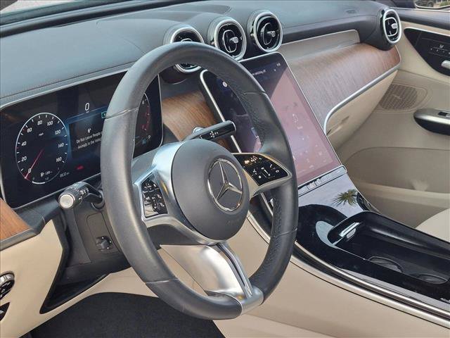 Used 2024 Mercedes-Benz GLC 300 4MATIC image 9