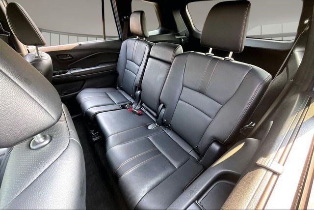 Certified 2025 Honda Passport TrailSport image 21
