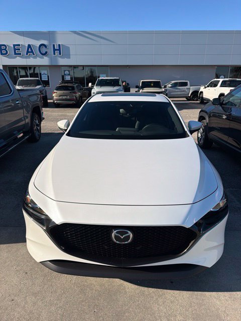 Used 2023 MAZDA MAZDA3 s FWD image 2