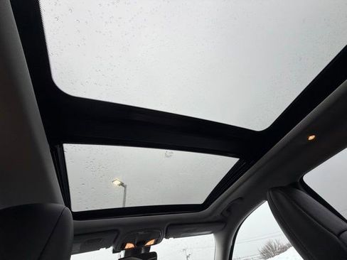 Used 2021 Jeep Cherokee Trailhawk w/ Sun, Sound & Nav Group image 19