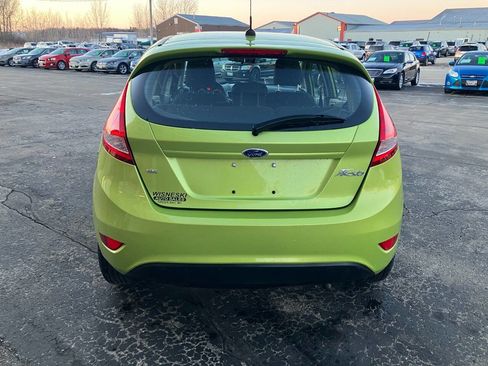Used 2012 Ford Fiesta SE image 4