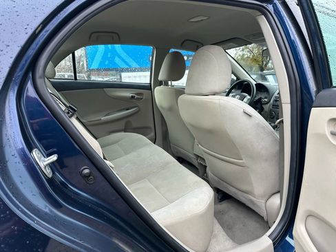 Used 2012 Toyota Corolla LE image 16