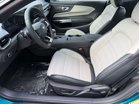 New 2026 Ford Mustang Premium image 7
