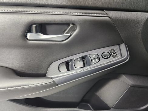Used 2023 Nissan Sentra SV w/ All-Weather Package FWD image 12