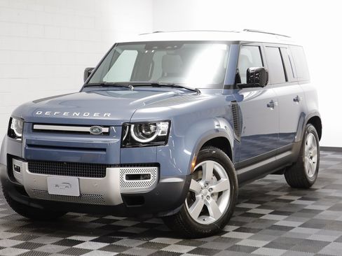 Used 2025 Land Rover Defender 110 S image 1