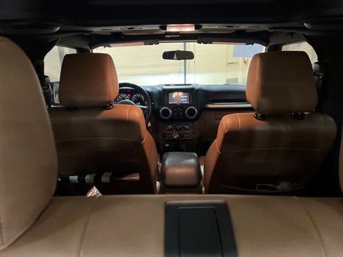 Used 2011 Jeep Wrangler Rubicon w/ Dual Top Group image 16