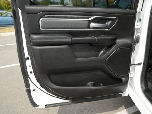Used 2022 RAM 1500 Big Horn AWD/4WD image 15