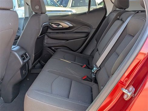 Used 2023 GMC Terrain SLE w/ Driver Convenience Package image 13