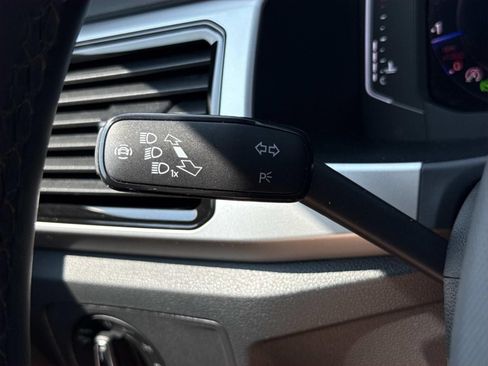 Used 2023 Volkswagen Atlas Cross Sport SEL R-Line AWD/4WD image 16