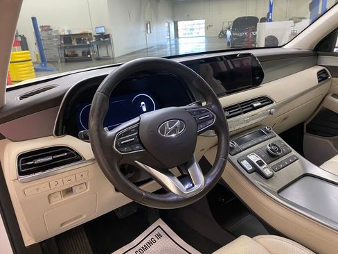 Used 2020 Hyundai Palisade Limited image 24