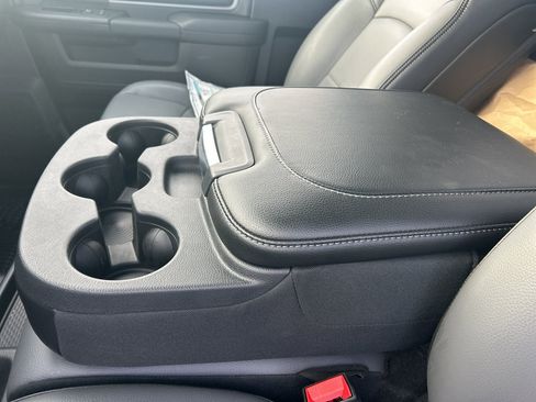 Used 2024 RAM 5500 Tradesman image 18