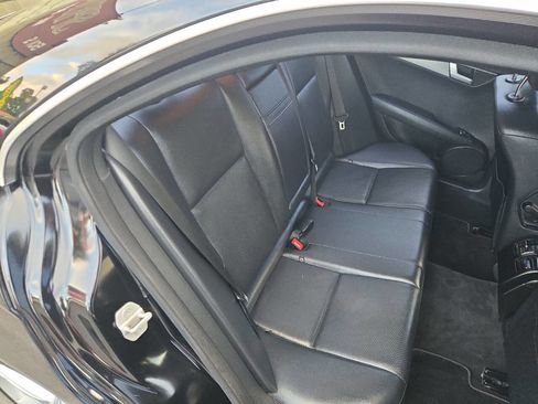 Used 2014 Mercedes-Benz C 250 Sedan image 13