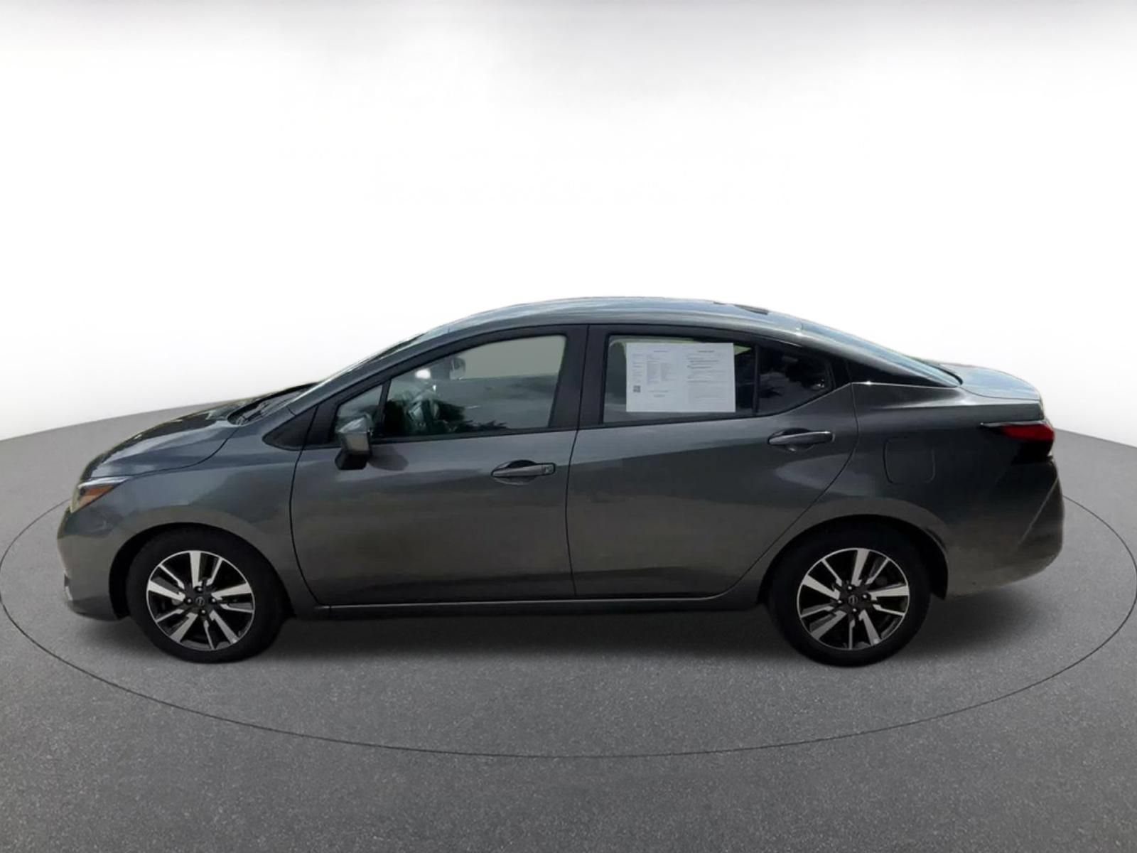 Used 2025 Nissan Versa SV FWD image 8