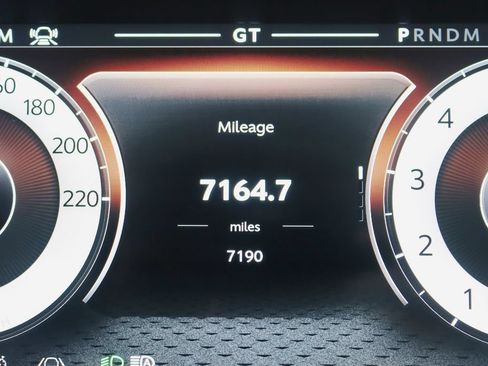 Used 2025 Aston Martin DBX 707 AWD/4WD image 27