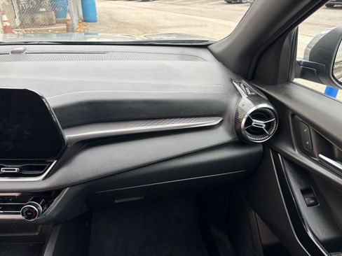 Used 2025 Chevrolet Equinox LT image 35