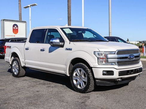 Used 2019 Ford F150 Platinum w/ Equipment Group 701A Luxury image 3