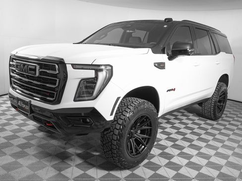 Used 2026 GMC Yukon AT4 image 9