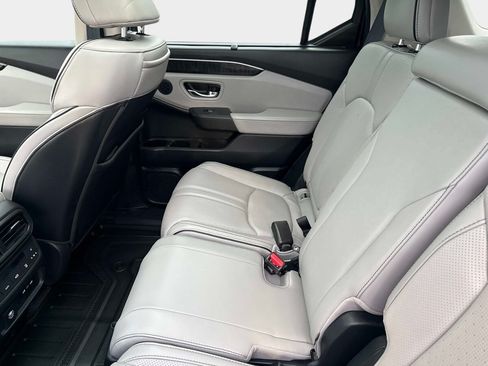 Certified 2024 Honda Pilot Elite image 13