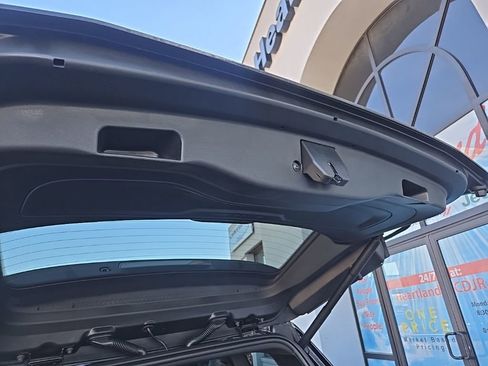 New 2026 Jeep Cherokee Limited AWD/4WD image 95