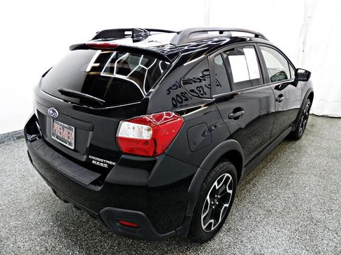 Used 2016 Subaru Crosstrek 2.0i Premium image 6