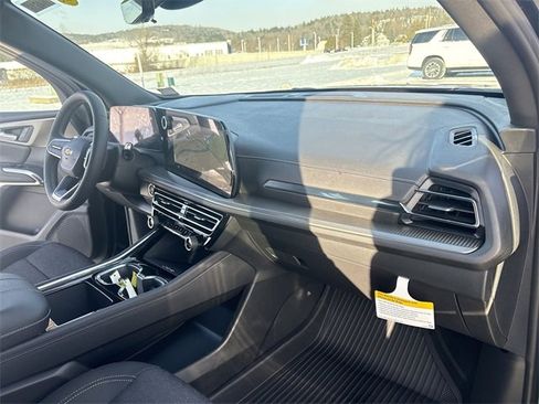 New 2026 Chevrolet Traverse LT w/ Driver Confidence Package image 30