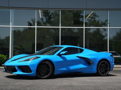 Used 2021 Chevrolet Corvette Stingray Preferred Cpe w/ Battery Protection Package RWD image 1