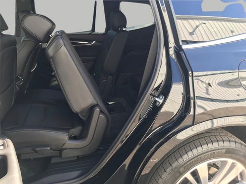 Certified 2025 Cadillac XT6 Premium Luxury w/ LPO, Premium Carpet Package AWD/4WD image 12