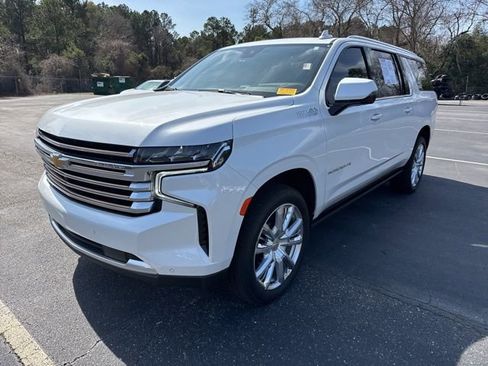 Used 2024 Chevrolet Suburban High Country w/ Max Trailering Package image 1