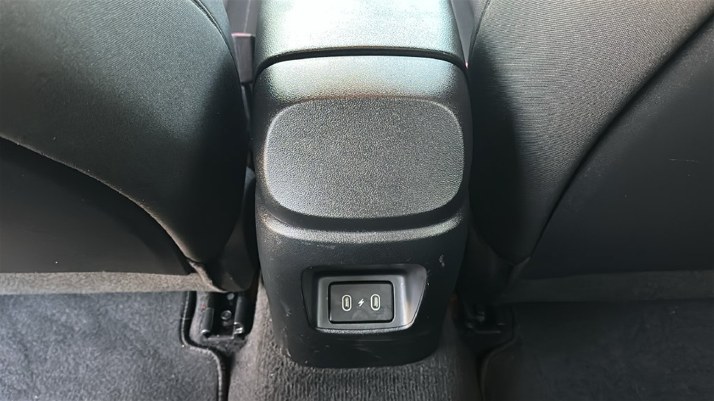 Used 2024 Hyundai Elantra SE FWD image 30