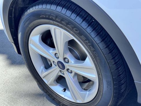 Used 2015 Ford Escape SE FWD image 23