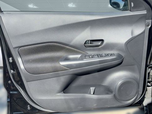 New 2025 Nissan Kicks Play S image 20