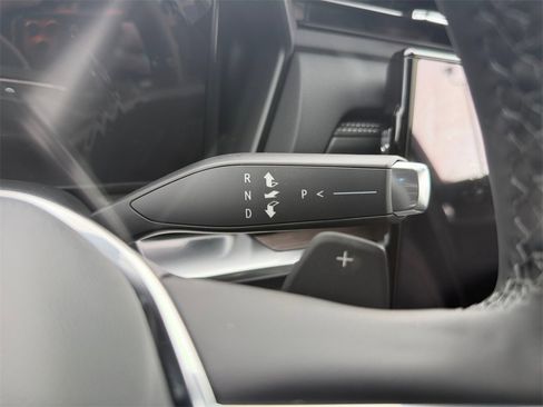 New 2026 GMC Terrain Denali w/ LPO, Floor Liner Package image 23