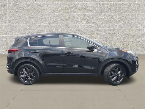 Used 2022 Kia Sportage LX w/ LX AWD Value Edition Package image 8