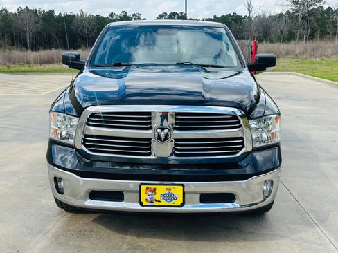 Used 2019 RAM 1500 Big Horn AWD/4WD image 2