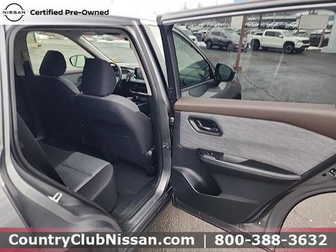 Certified 2021 Nissan Rogue S image 26