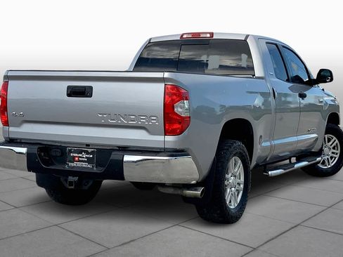 Used 2016 Toyota Tundra SR5 w/ SR5 Upgrade Package image 13
