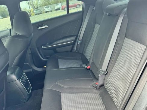 Used 2019 Dodge Charger SXT w/ Driver Confidence Group image 14