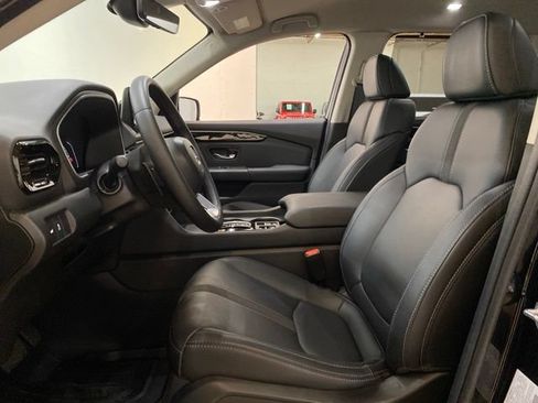 Used 2025 Honda Pilot EX-L image 18