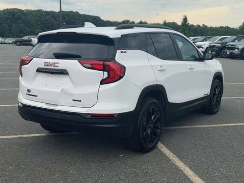 Used 2020 GMC Terrain SLE w/ Driver Convenience Package AWD/4WD image 8