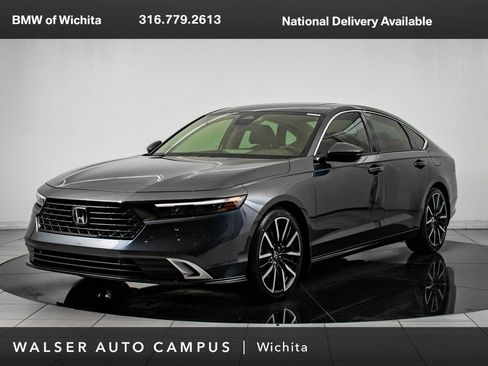 Used 2023 Honda Accord Touring image 1