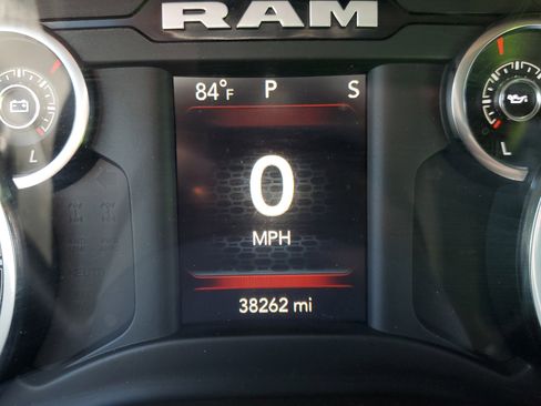 Used 2021 RAM 1500 Big Horn image 24