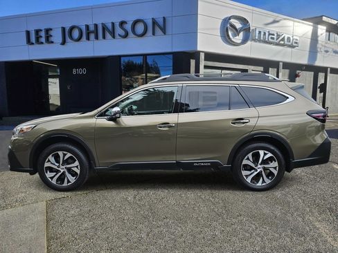 Used 2020 Subaru Outback Touring XT AWD/4WD image 2