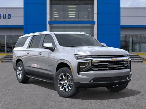 New 2026 Chevrolet Suburban Premier AWD/4WD image 31