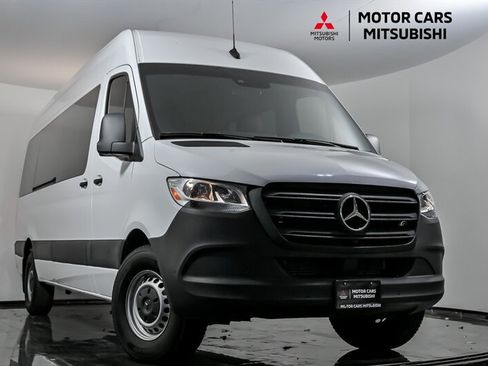 Used 2022 Mercedes-Benz Sprinter 2500 image 1