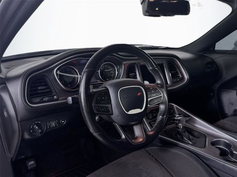 Used 2020 Dodge Challenger R/T Scat Pack w/ Plus Package image 2