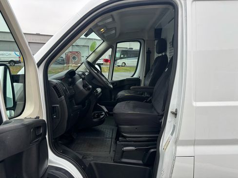 Used 2017 RAM ProMaster 1500 image 9